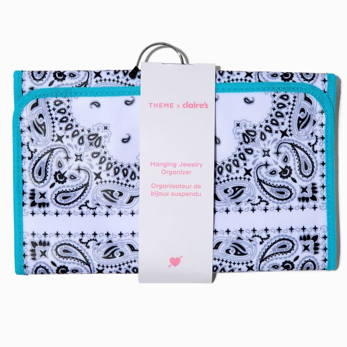 T H E M E x Claire's Bandana Hanging Jewelry Organizer