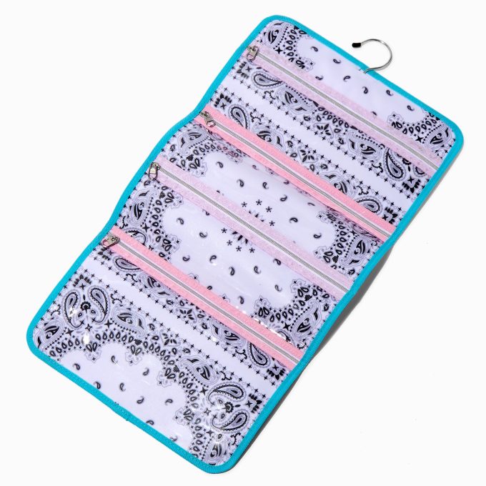 T H E M E x Claire's Bandana Hanging Jewelry Organizer