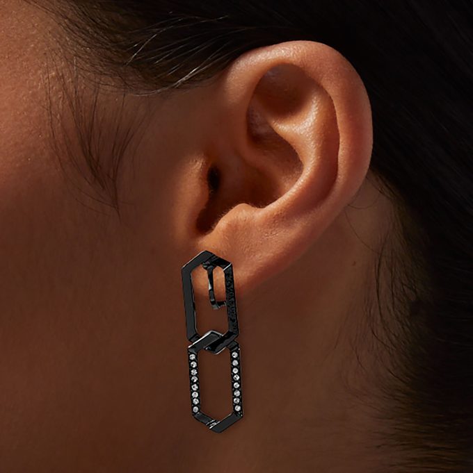 Black Geometric Chain Clip-On Drop Earrings