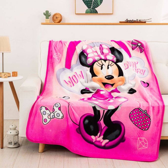 Disney Minnie Mouse Silk Touch Throw Blanket